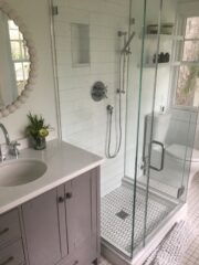 Tankless water heater maintenance and installation by plumber