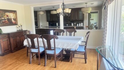 Recurring weekly house cleaning for spotless homes
