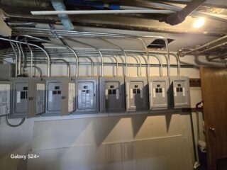 Lighting fixture wiring and replacement services