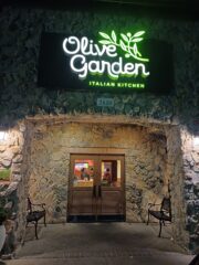 Olive Garden Italian Restaurant – Enjoy Classic Italian Comfort Food - Italian restaurant in Oswego, Illinois