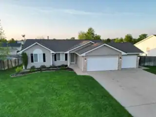 Wind damage repair for a damaged rooftop