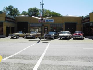 Beverly Hills Garage - Auto Repair & Service in Chicago, Illinois