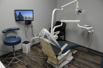 Dr. Omar K. Yeung, DDS - Dentist in Richton Park, Illinois