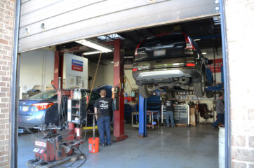 Roselle Service Center - Auto Repair & Service in Roselle, Illinois